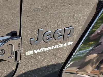 2023 Jeep Wrangler Sahara Altitude