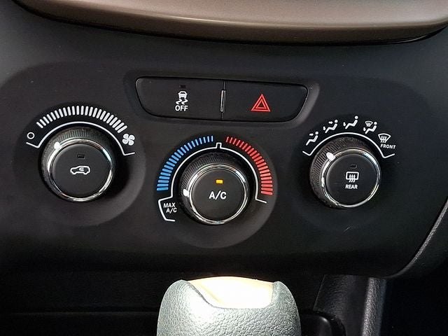 2015 Jeep Cherokee Sport