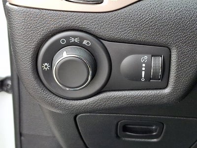 2015 Jeep Cherokee Sport