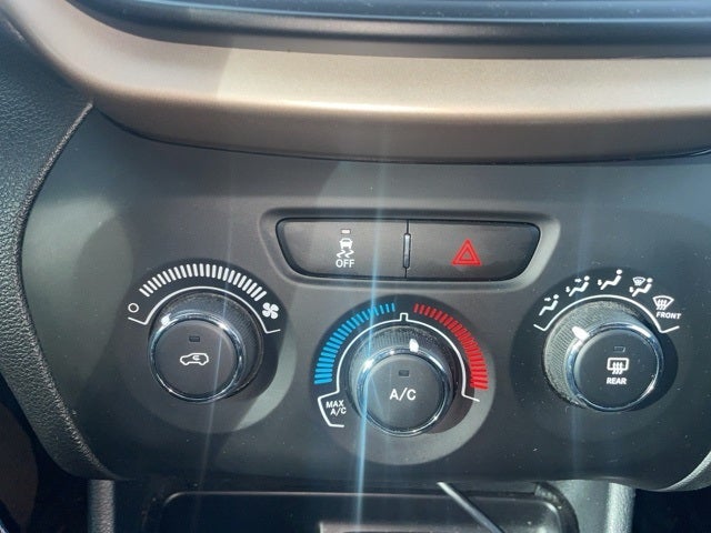 2015 Jeep Cherokee Sport