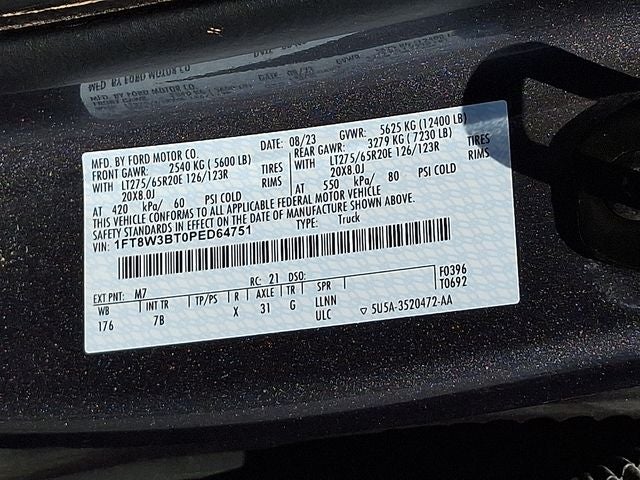 2023 Ford Super Duty F-350 SRW Pickup Platinum