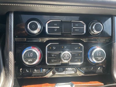 2023 GMC Yukon Denali Ultimate Denali Ultimate