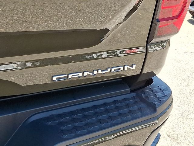 2023 GMC Canyon 4WD Denali