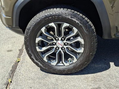 2023 GMC Canyon 4WD Denali