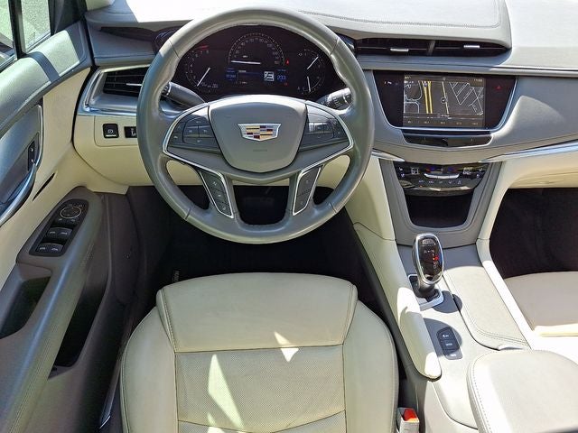 2018 Cadillac XT5 Premium Luxury AWD