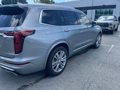 2024 Cadillac XT6 FWD Premium Luxury