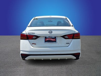 2025 Nissan Altima SV