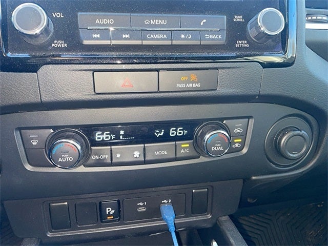 2022 Nissan Frontier SV