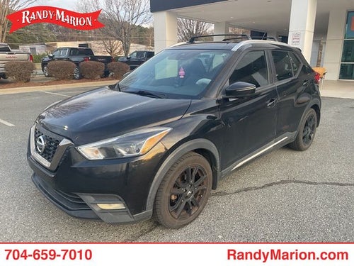 2020 Nissan Kicks SR