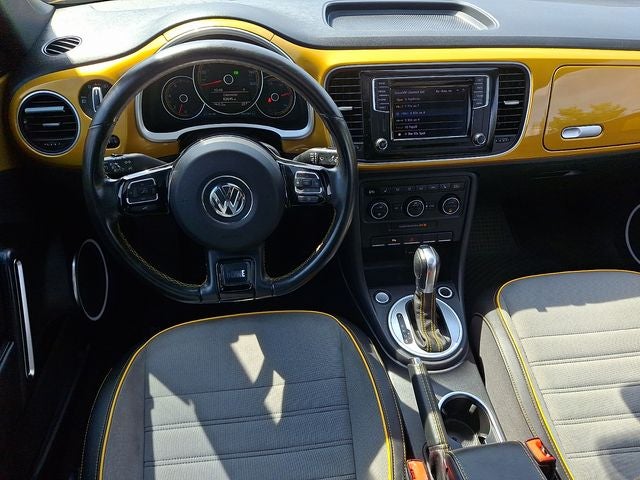 2016 Volkswagen Beetle 1.8T Dune