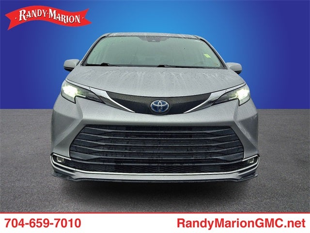 2021 Toyota Sienna XLE 7 Passenger