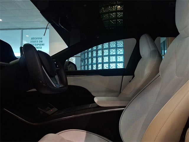 2022 Tesla Model S Plaid