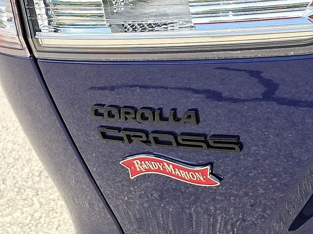 2025 Toyota Corolla Cross Hybrid SE