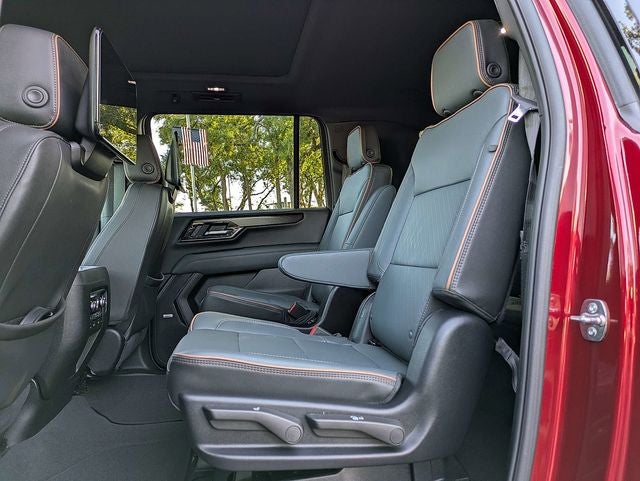 2025 GMC Yukon XL AT4