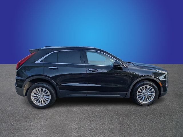2024 Cadillac XT4 Luxury
