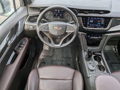 2024 Cadillac XT6 Premium Luxury