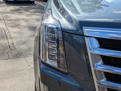 2020 Cadillac Escalade Luxury