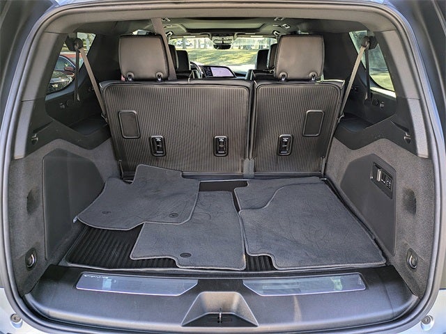 2023 Cadillac Escalade ESV Premium