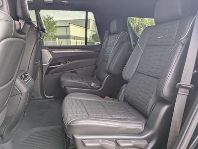 2025 Cadillac Escalade Sport Platinum