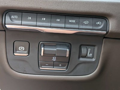 2025 Cadillac Escalade ESV Premium
