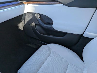 2022 Tesla Model S Base