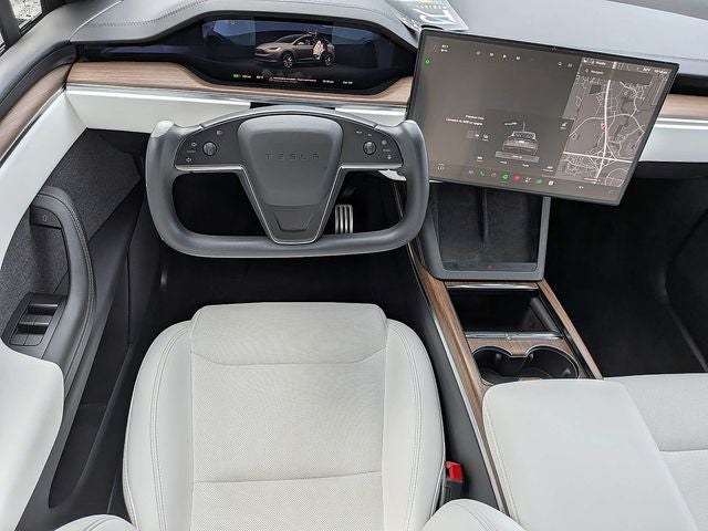 2023 Tesla Model X Standard Range