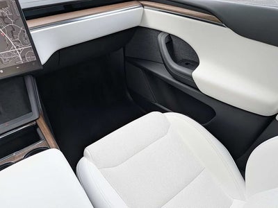 2023 Tesla Model X Standard Range