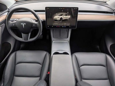 2024 Tesla Model Y Long Range