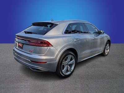 2022 Audi Q8 55 Premium quattro