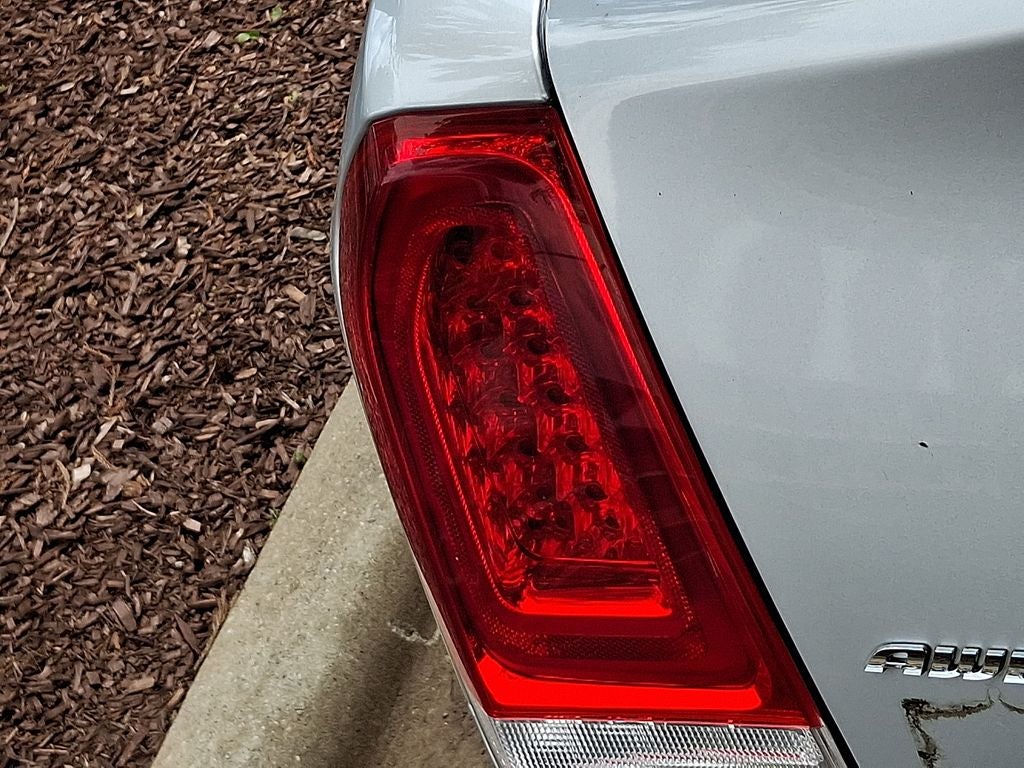 2019 Chrysler 300 Touring