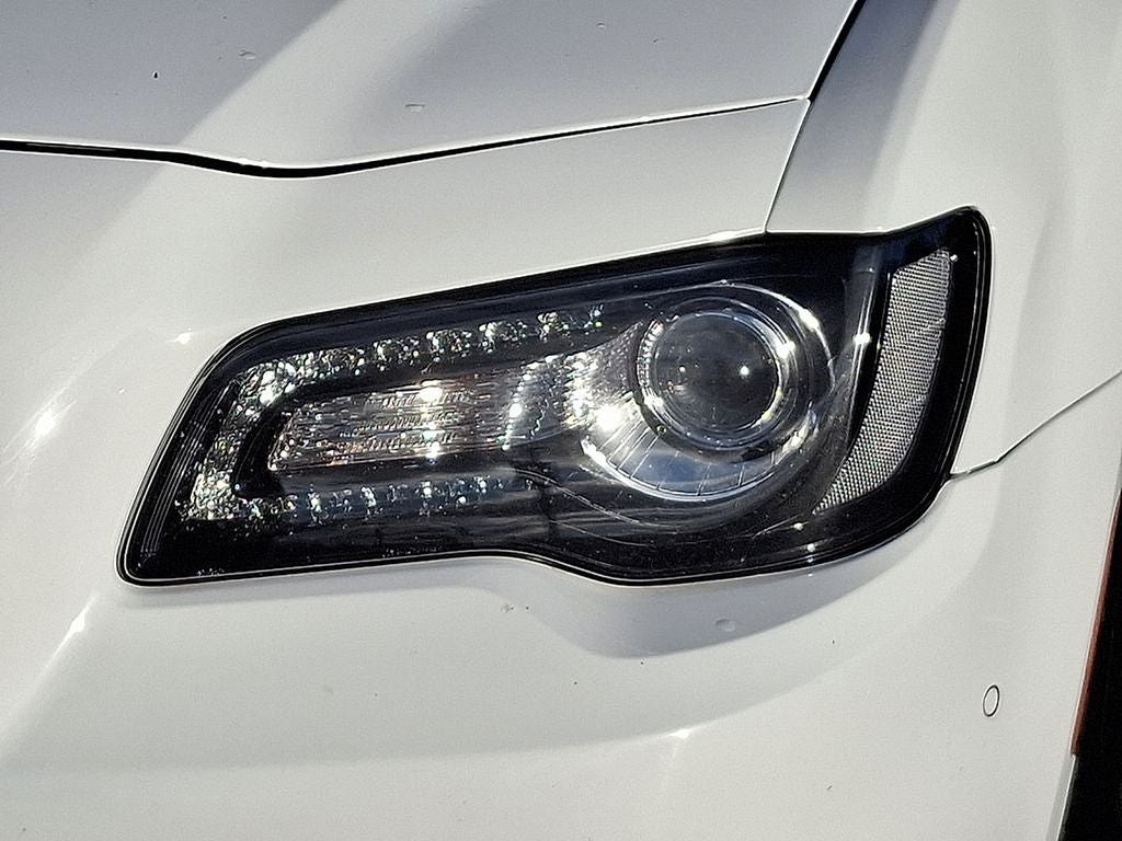 2023 Chrysler 300 Touring