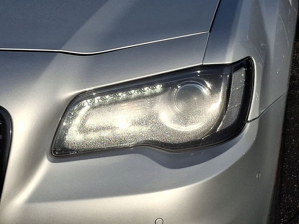 2023 Chrysler 300 Touring