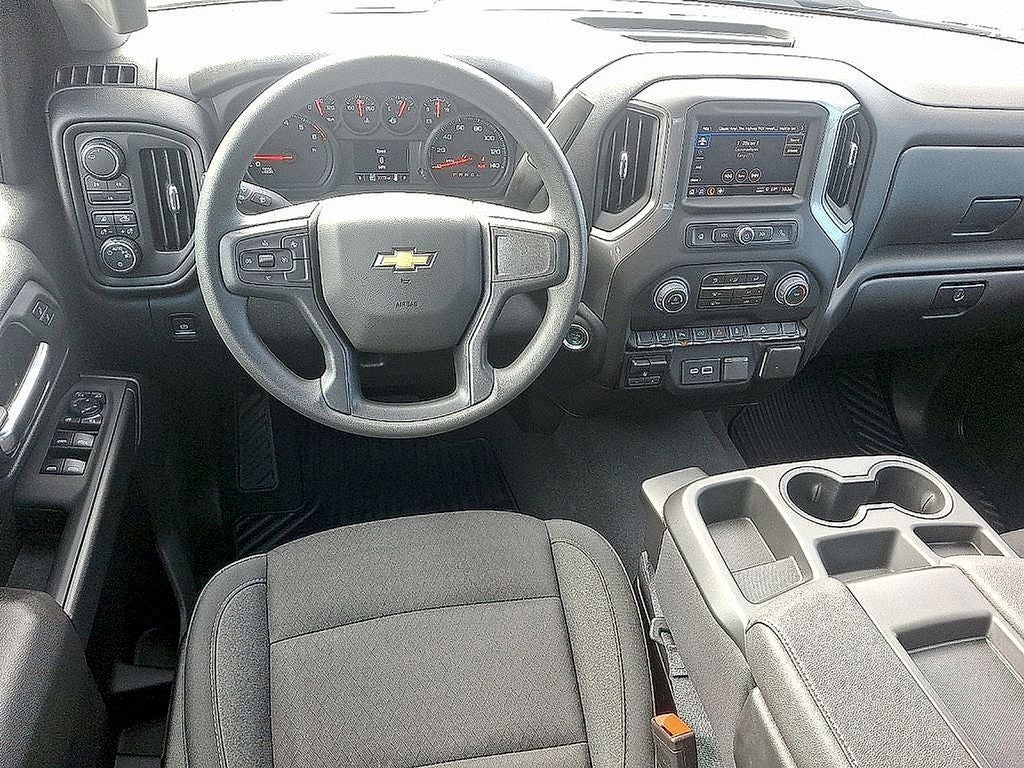 2025 Chevrolet Silverado 2500HD Custom