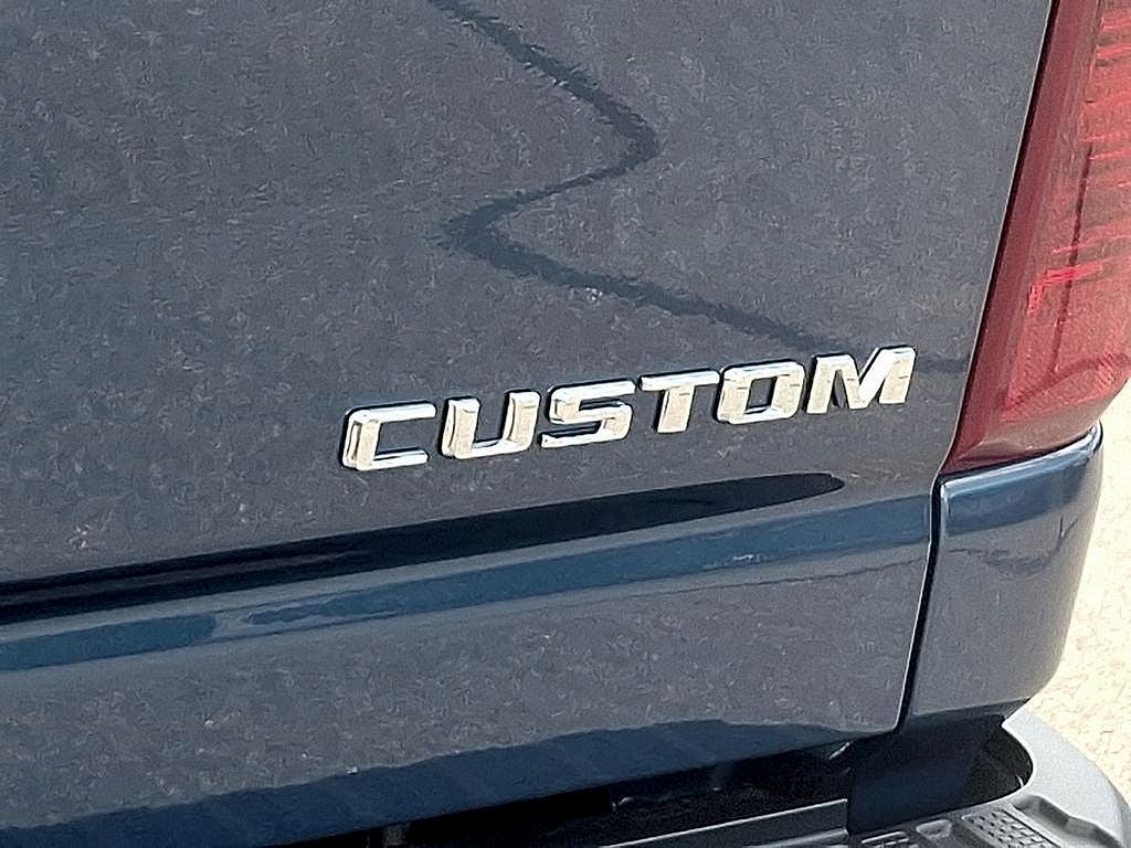 2025 Chevrolet Silverado 2500HD Custom
