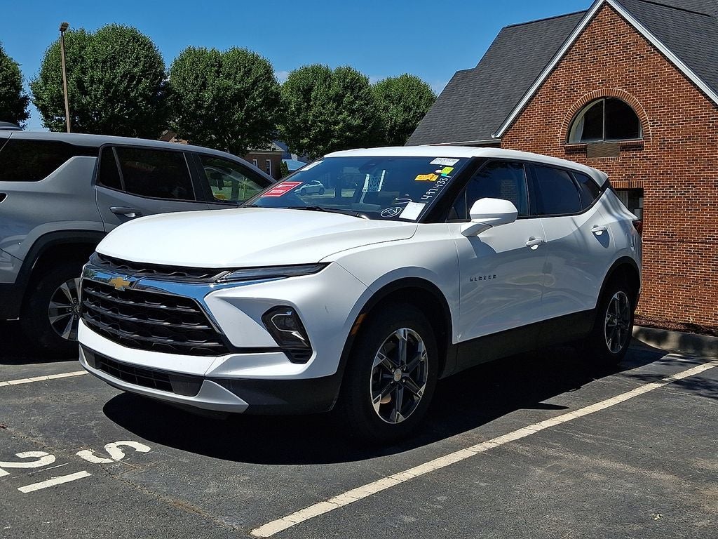 2025 Chevrolet Blazer LT