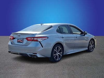 2020 Toyota Camry SE