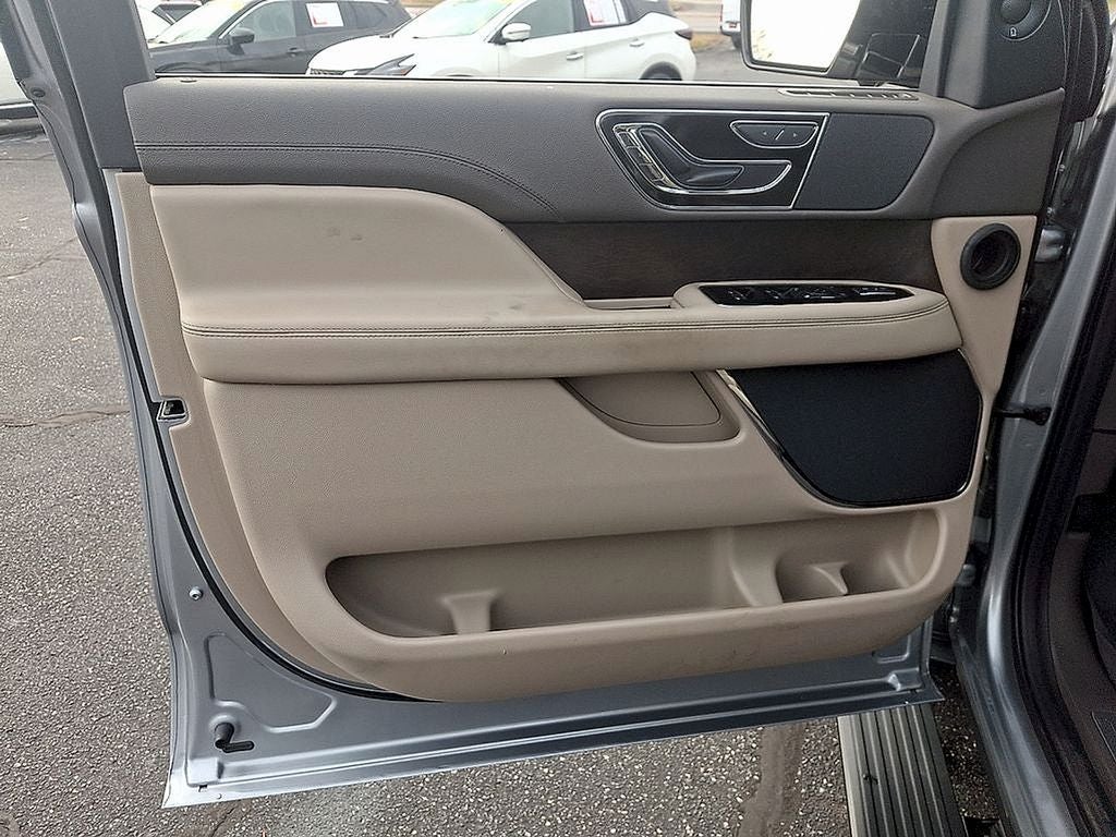 2024 Lincoln Navigator Premiere