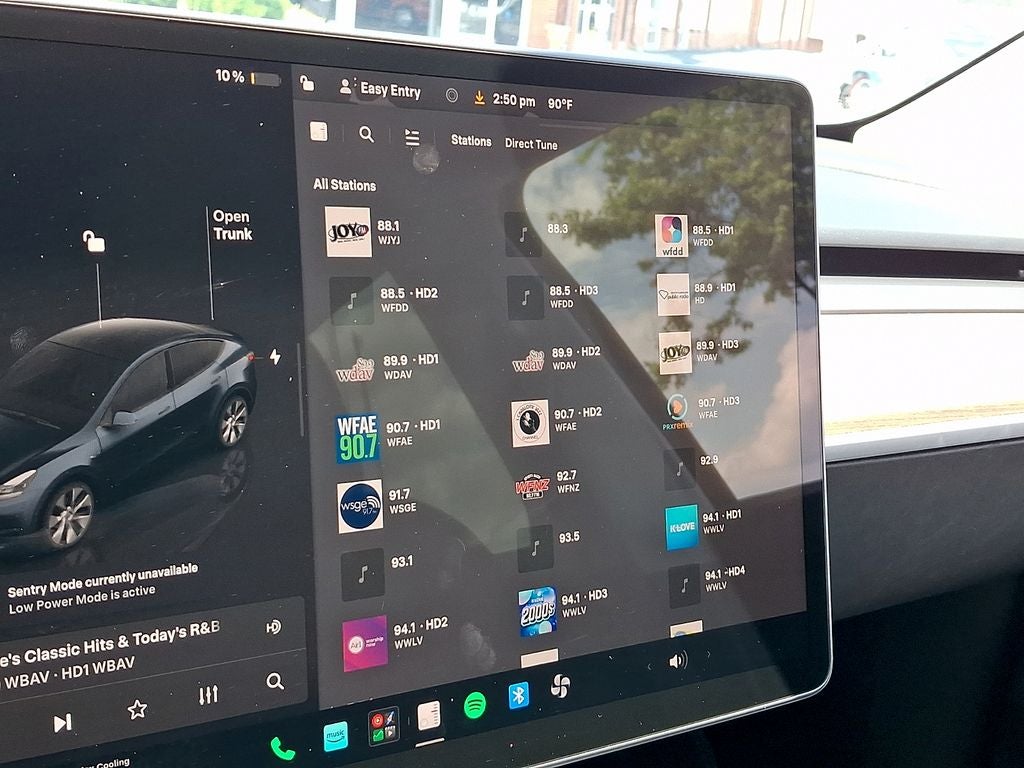 2024 Tesla Model Y Standard Range