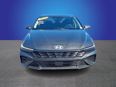 2025 Hyundai Elantra SEL Convenience