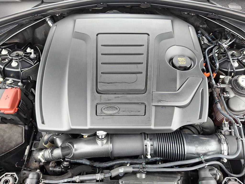 2025 Land Rover Range Rover Velar Dynamic SE