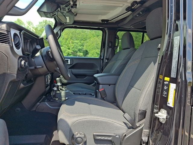 2025 Jeep Wrangler 4-Door Summit 4x4