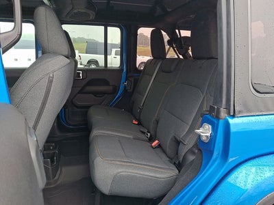 2025 Jeep Wrangler 4-Door Sahara 4x4