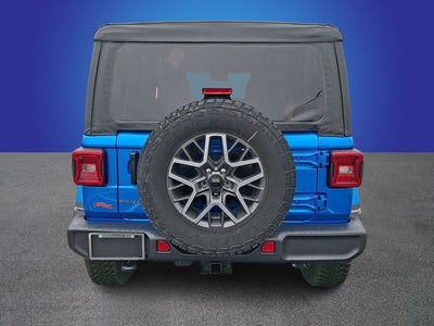 2025 Jeep Wrangler 4-Door Sahara 4x4