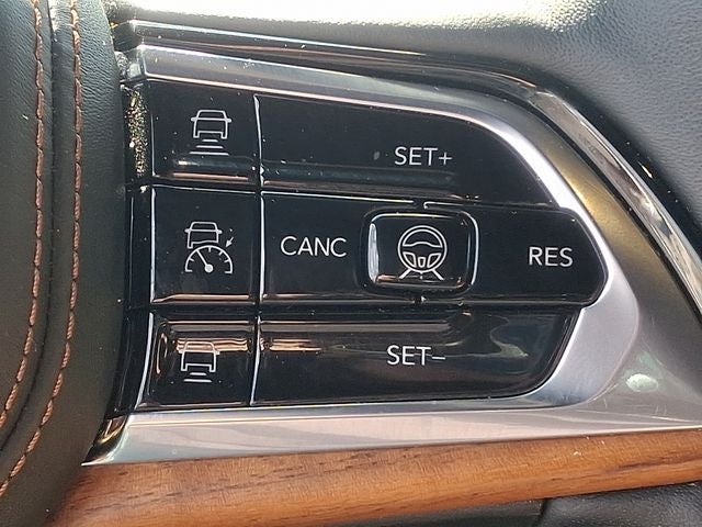 2025 Jeep Grand Cherokee L Summit Reserve 4x4
