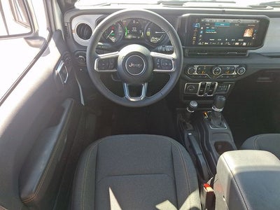 2025 Jeep Wrangler Sahara 4xe