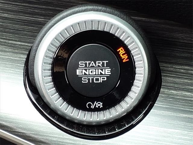 2023 Jeep Wagoneer Series III 4x4