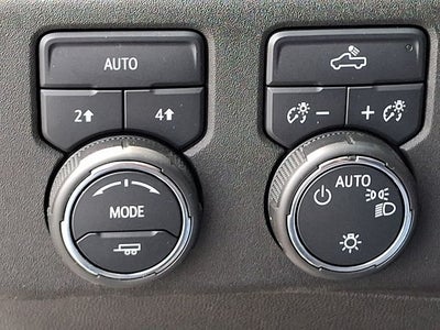 2023 Chevrolet Silverado 1500 4WD Crew Cab Short Bed LT with 2FL