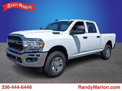 2023 RAM 3500 Tradesman Crew Cab 4x4 6'4' Box
