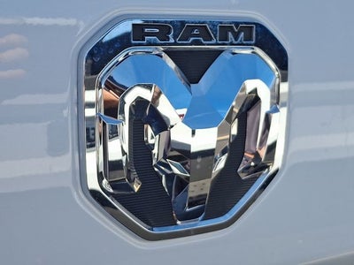 2023 RAM 3500 Tradesman Crew Cab 4x4 6'4' Box