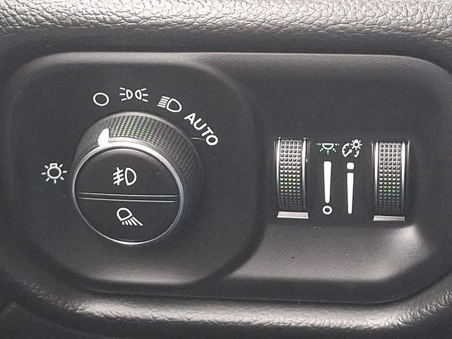 2020 RAM 3500 Laramie Crew Cab 4x4 6'4' Box